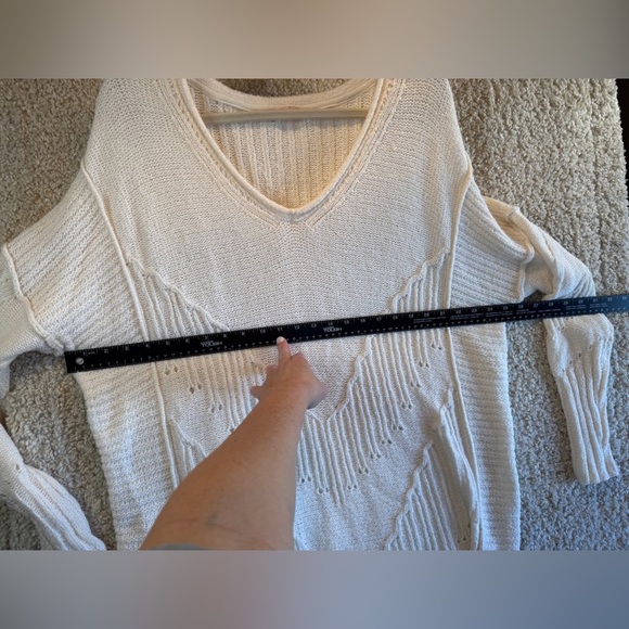 Lightweight Summer Sweater | NWT - Picture 4 of 11
